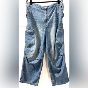 H&M Parachute Cargo Jeans